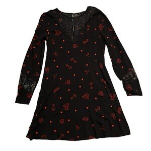 Express Black midi dress with lace details and red patterned Medium